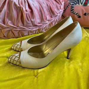🤍Bruno Magli genuine vintage heels 💛